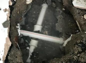 石狮阳台漏水维修公司为您分享楼上楼下漏水怎么处理